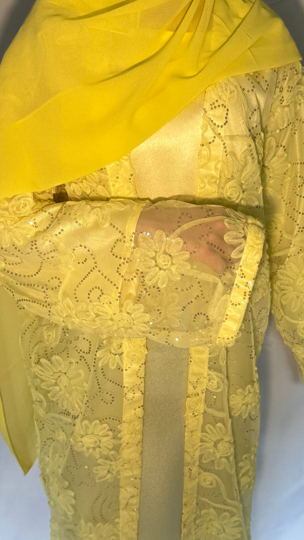 Golden Soleil Abaya - 3 piece set