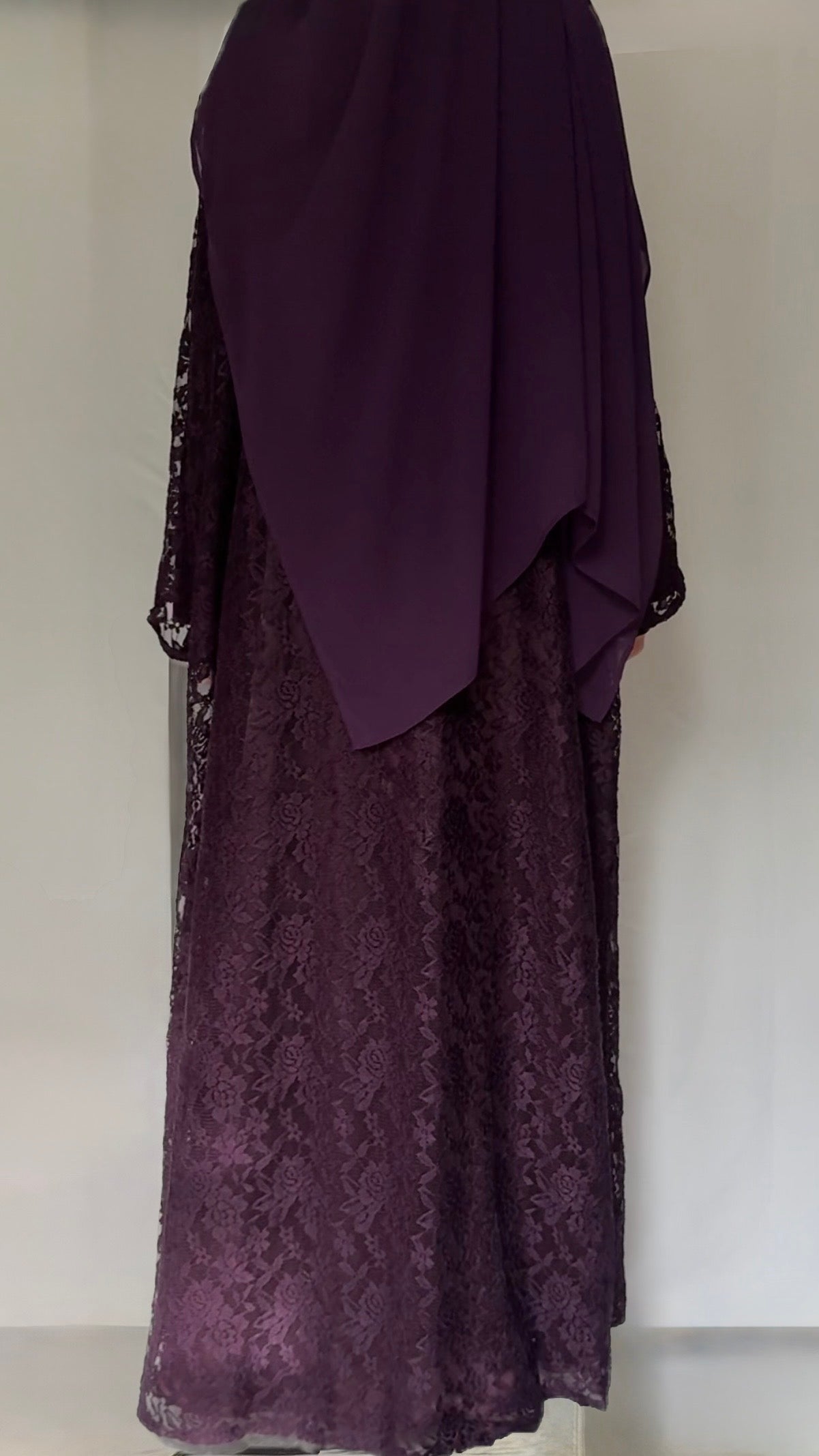 The Plum lace abaya - 3 piece set